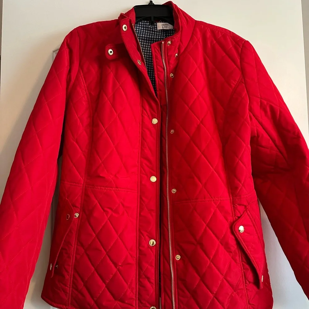 Crown & Ivy Red Quilted Puffer Jacket - Picture 1 of 4
